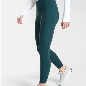 Athleta Rainier 7/8 Tight
